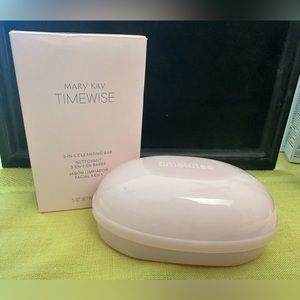 Mary Kay Timewise 3-in-1 cleansing bar